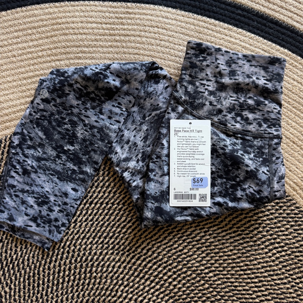 lululemon athletica Base Pace HR Tight 25